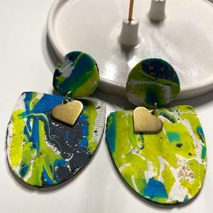 Geometric style earrings